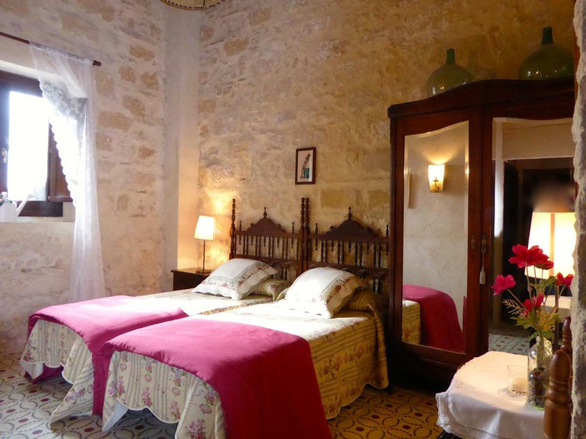Гостевой дом Jerez Vina Santa Petronila Херес-де-ла-Фронтера Экстерьер фото