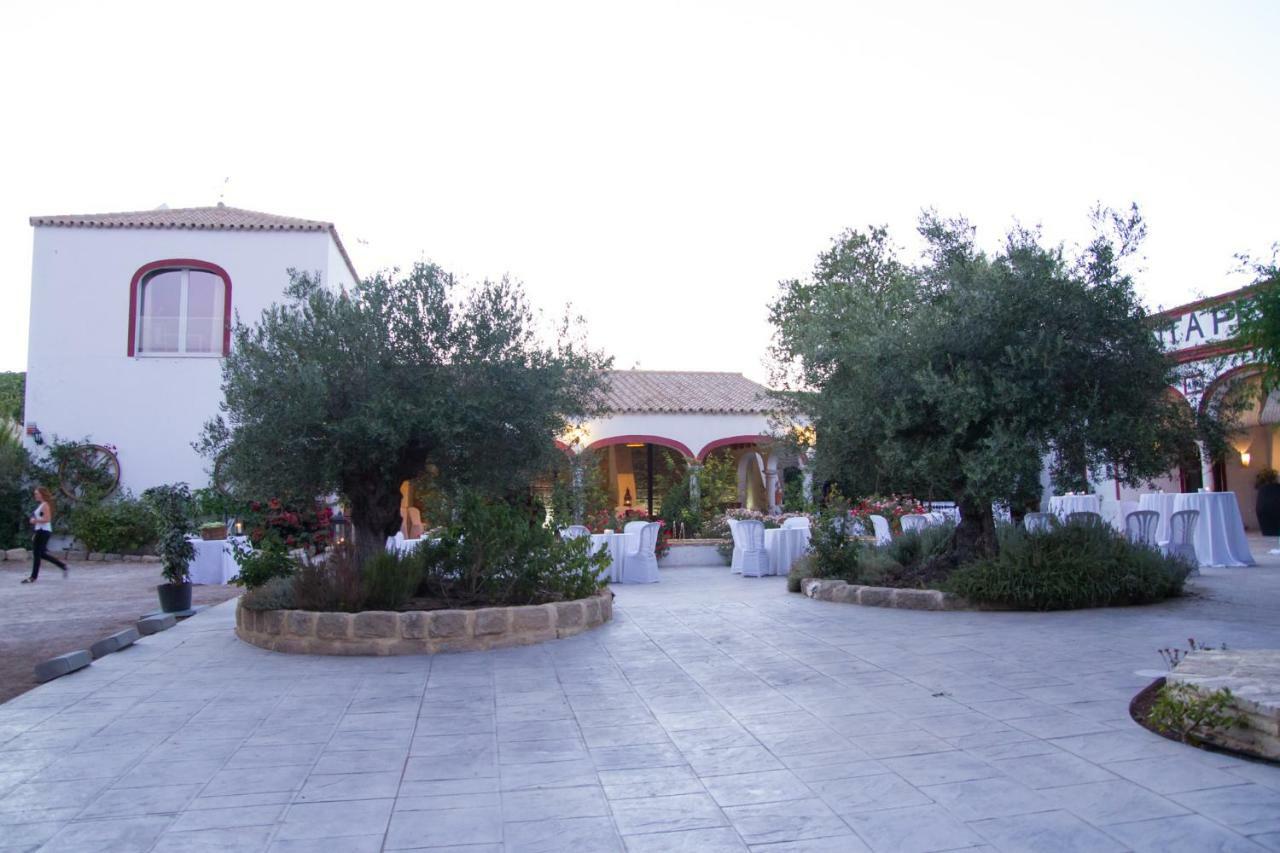 Гостевой дом Jerez Vina Santa Petronila Херес-де-ла-Фронтера Экстерьер фото